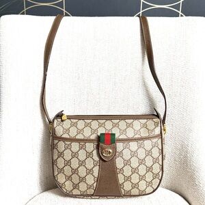 Gucci authentic brown monogram coated canvas crossbody bag with brown leather